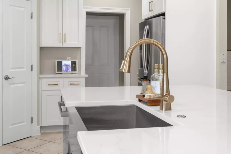 kitchen with stainless steel farmhouse sink